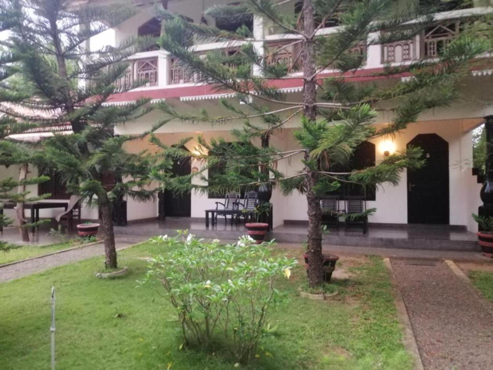 The Monkey Garden Hostel Sigiriya Exterior photo